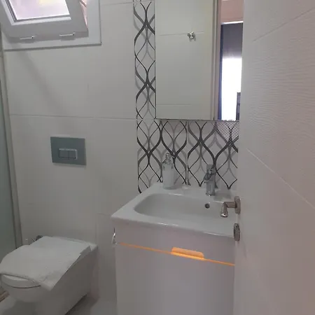 Vila Oeluedeniz Hisaroenuende 8 Kisilik Lilya Hisar *