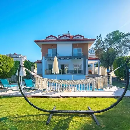 Villa ölüdeniz Hisarönünde 8 Kişilik Lilya Hisar Fethiye