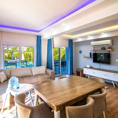 Oeluedeniz Hisaroenuende 8 Kisilik Lilya Hisar Vila