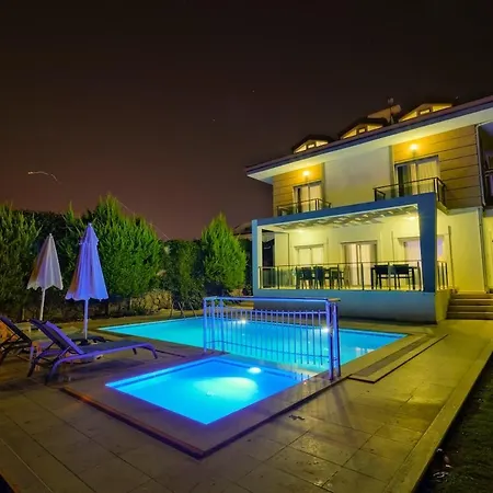 Vila Oeluedeniz Hisaroenuende 8 Kisilik Lilya Hisar