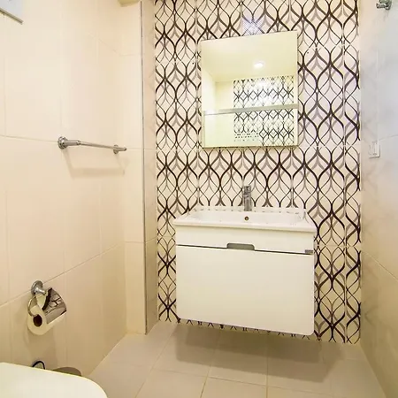 Oeluedeniz Hisaroenuende 8 Kisilik Lilya Hisar Vila *
